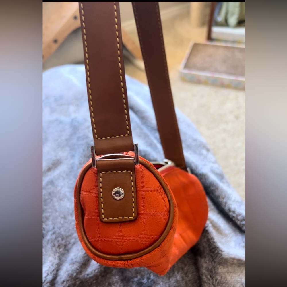 ⋆｡°✩ Kate Spade Orange Purse✮°｡ ⋆